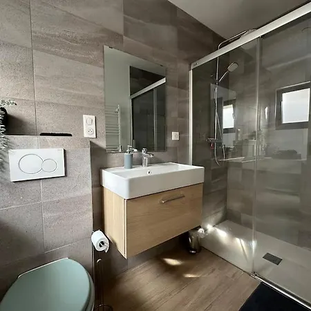 Apartment Lumineux T2 Avec Terrasse Proche Parc Saint-pierre Amiens